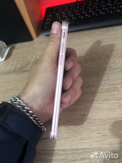 Телефон iPhone 7 128gb
