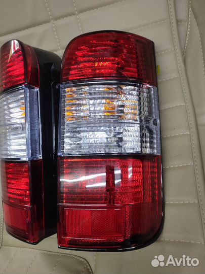 Задние фонари hiace168