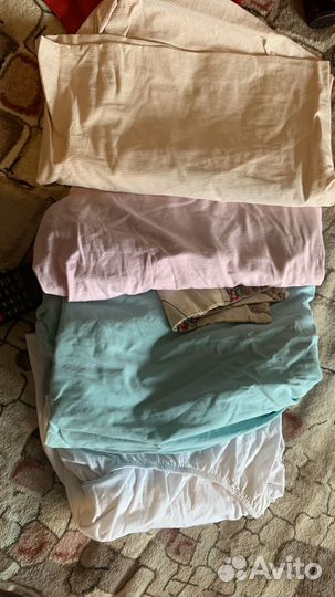 Простыни на резинки в детскую кроватку