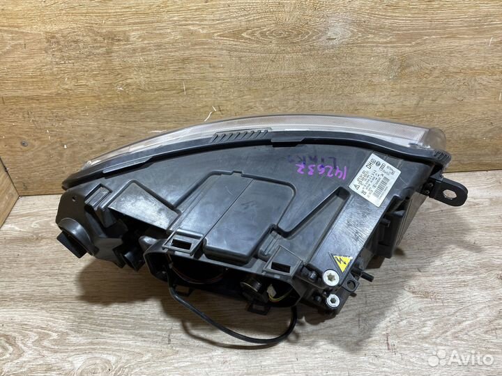 Фара левая Audi A6 C6 рестайлинг 142637