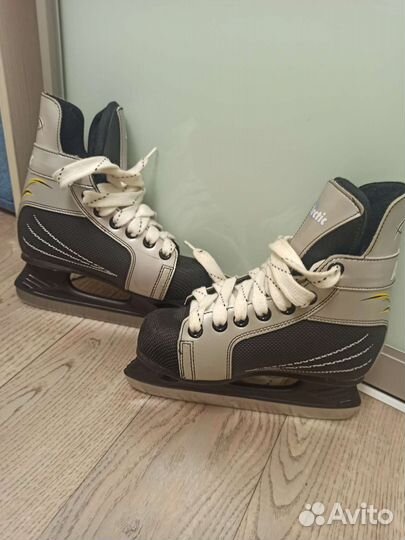 Детские коньки хоккейные на мальчика Arctic 32разм