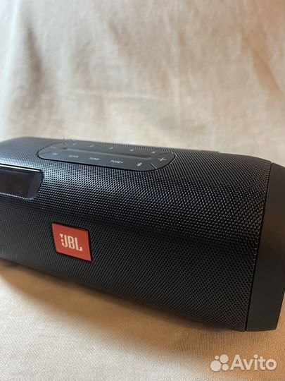 Колонка JBL tuner FM
