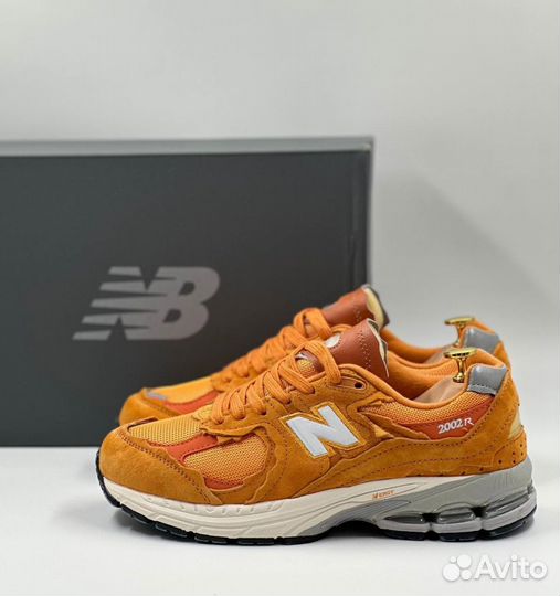 Кроссовки New Balance 2002R