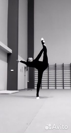 Тренер по художественной гимнастике