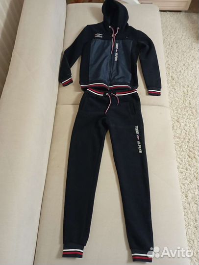 Спортивный костюм tommy hilfiger на флисе