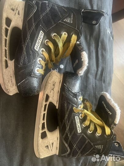 Коньки хоккейные детские размер 31,32, 1d