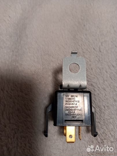 Реле аварийной сигнализации и поворотов новый