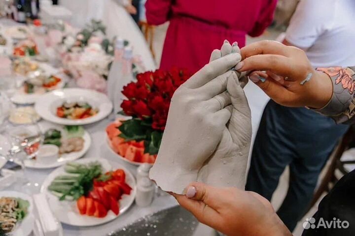 Слепки рук 3d на свадьбе