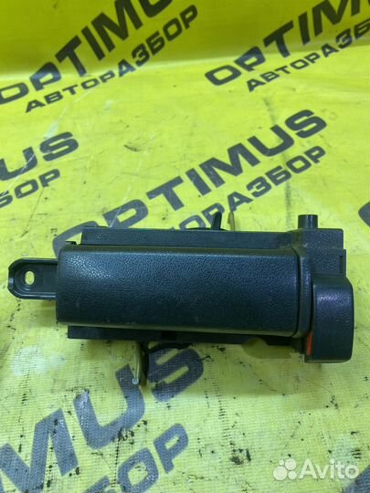 Ручка двери внутренняя задняя Toyota Voxy