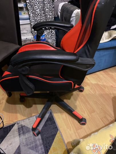 Компьютерное кресло