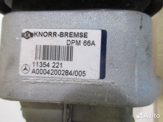 Кран ручного тормаза Mercedes Benz Axor