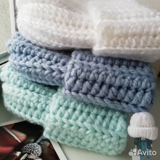 Зимняя вязаная шапка ручная работа