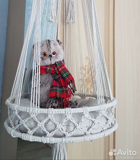 Лежанка гамак для кошек макраме