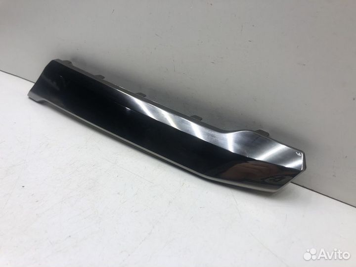 Накладка на решетку радиатора Subaru Forester SJ