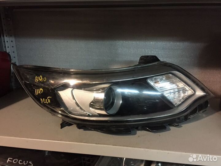 Фара битая правая линза Kia Rio рестайлинг