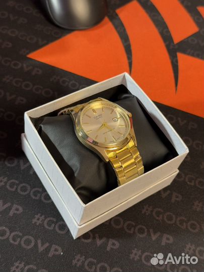 Наручные часы casio quartz