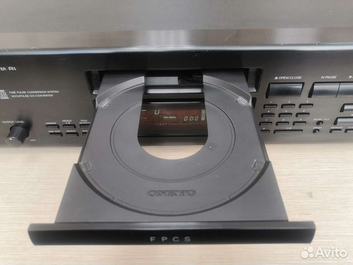 Onkyo DX-7510 Проигрыватель(CD)