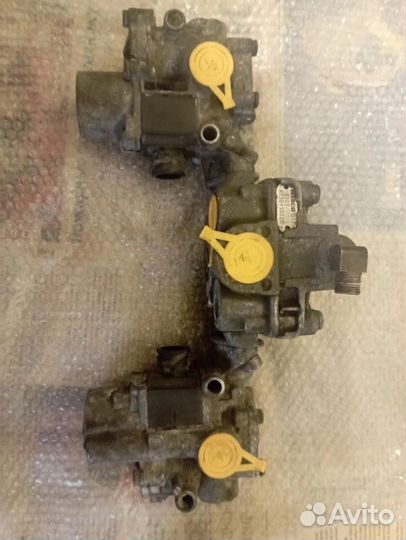 Кран тормозной задний С модуляторами ABS