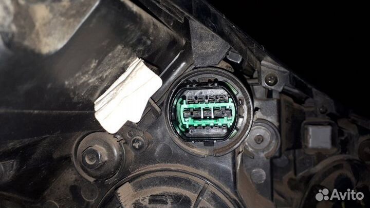 Фара передняя левая Hyundai Tucson TL