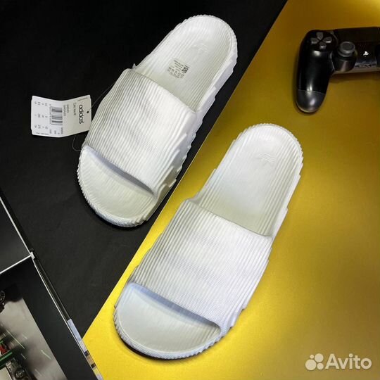 Adidas Adilette 22 Slides White