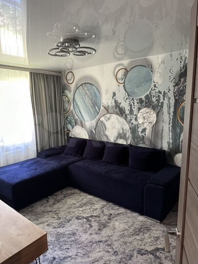 2-к. квартира, 42 м², 1/5 эт.