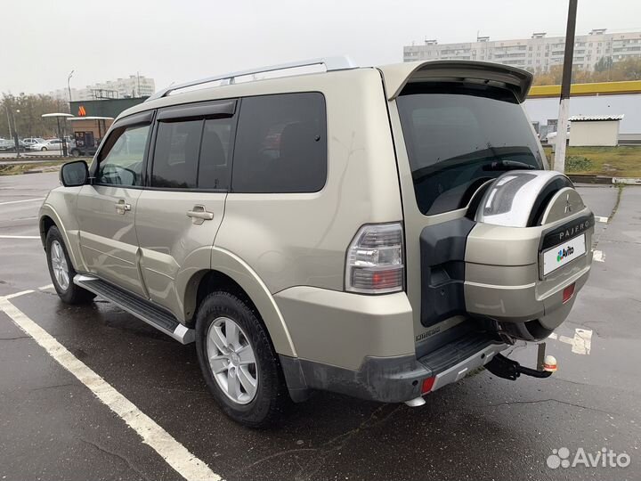 Mitsubishi Pajero 3.2 AT, 2008, 291 000 км