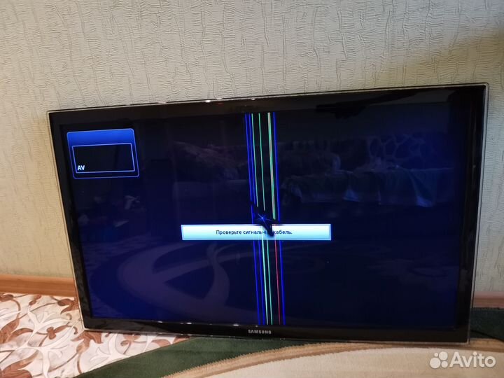 Сломанный телевизор Samsung 7 series tu7500