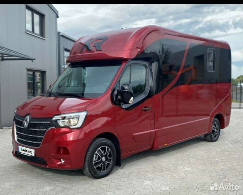 Кастенваген Renault Trafic, 2021