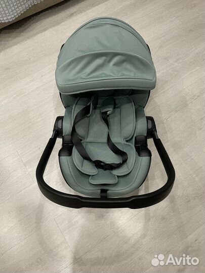 Автокресло 0+ Britax Roemer Baby-Safe 5Z2