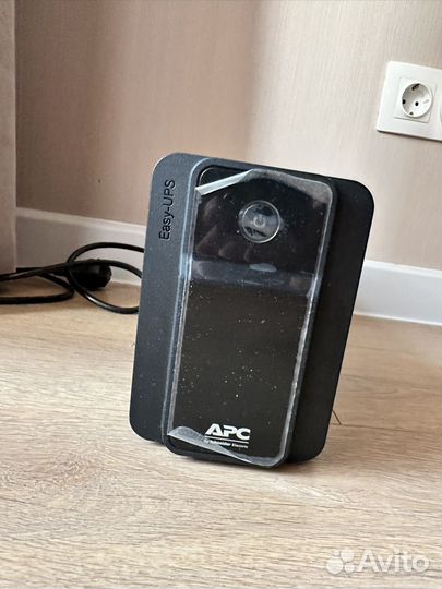 Источник бесперебойного питания