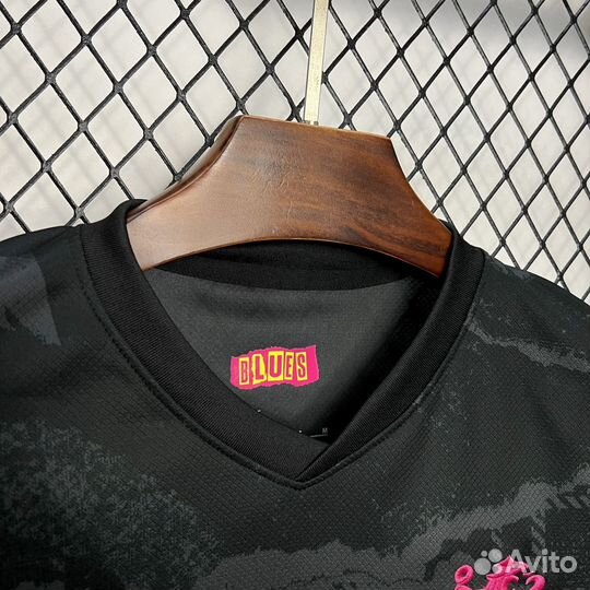 Третья футбольная форма Челси 24/25