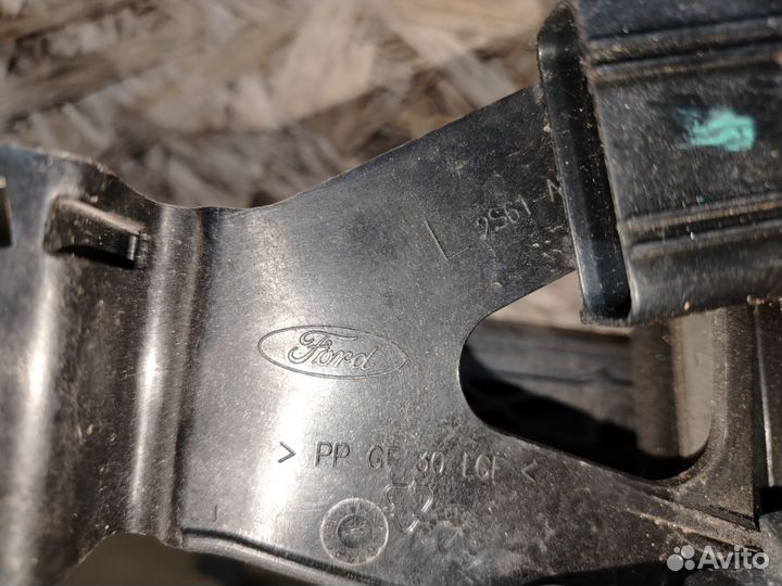 Замок двери задний левый Ford Fusion Fiesta