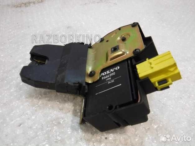 Замок багажника Вольво C70 1