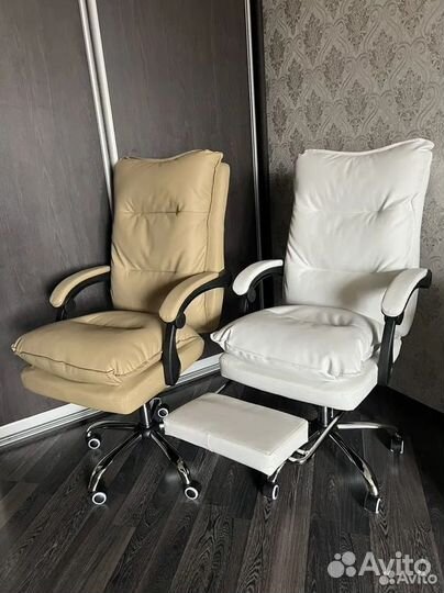 Компьютерное офисное кресло с массажем (новые)