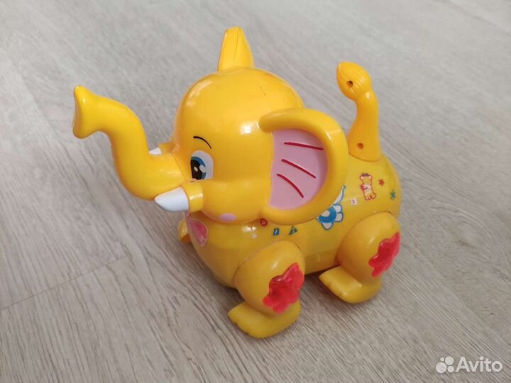 Детские музыкальные игрушки