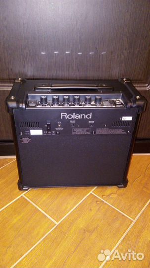 Комбоусилитель Roland Cube