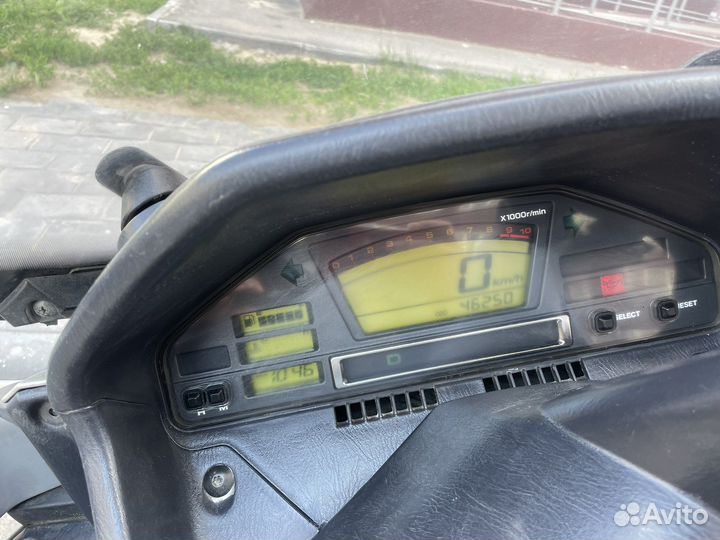 Продам Suzuki SkyWave 650