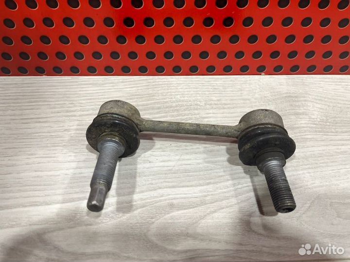Стойка стабилизатора задняя Mercedes-Benz Gle W166