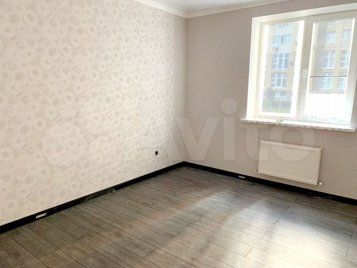 2-к. квартира, 74 м², 1/16 эт.