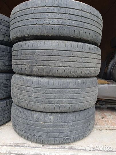 Bridgestone Blizzak DM-V1 215/65 R16