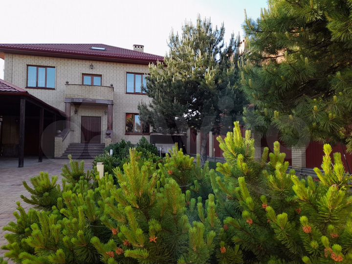 Дом 520 м² на участке 7 сот.