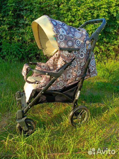 Прогулочная коляска