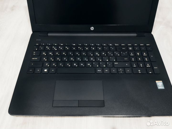 Витринный образец Hp i3-5005u/8Gb/11pro