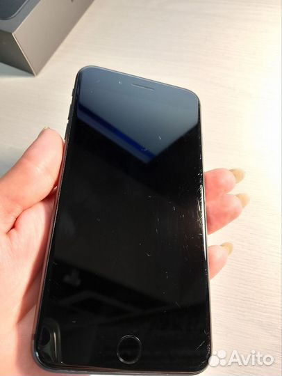 iPhone 8 Plus, 64 ГБ
