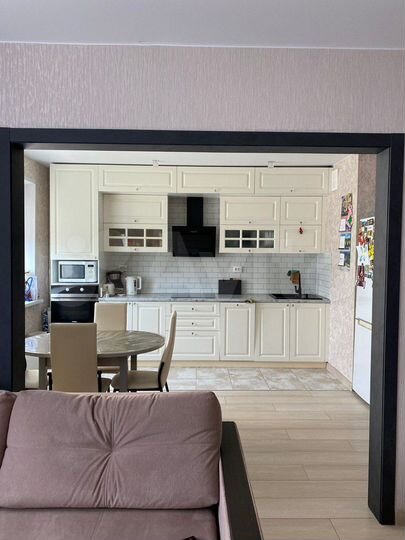 2-к. квартира, 60,8 м², 10/17 эт.