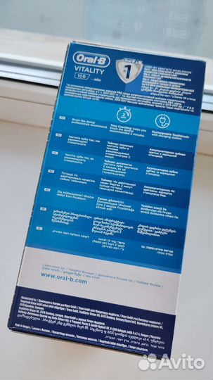 Зубная щетка Braun Oral B насадки подставка