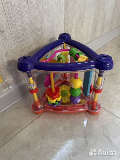 Кубик бизиборд