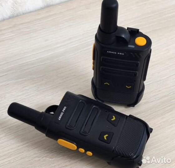 Легкие и мощные рации для стройки, склада, кафе