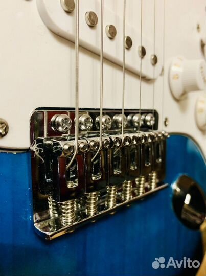 Электрогитара с комбиком (комплект)