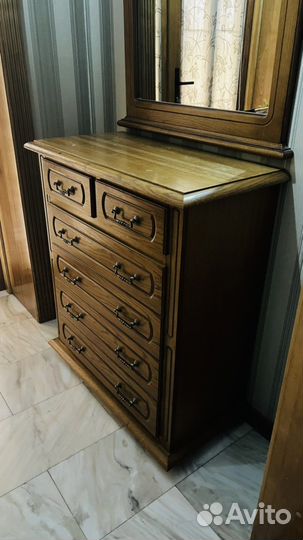 Комод, тумба